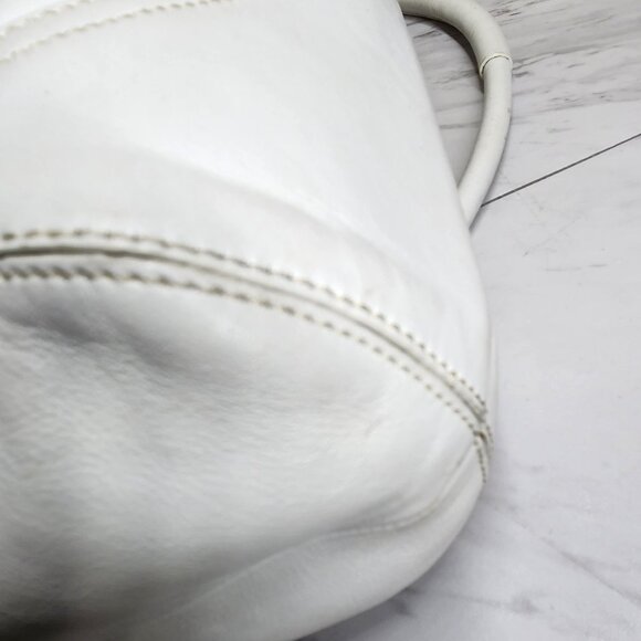 Vintage Coach Soho White Leather Handbag Purse Medium - Picture 9 of 12